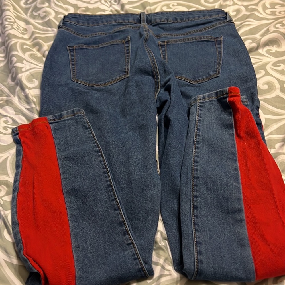 New York & Co worn 1x jeans. Super cute Sz 10 slimming. High waist - Picture 3 of 5